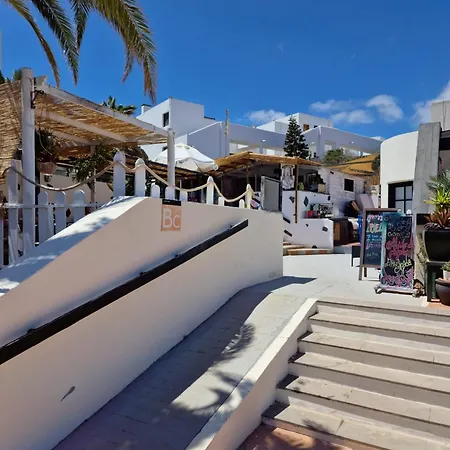 Rockbeach Holiday home Costa Teguise