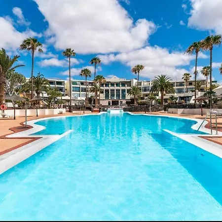 Rockbeach Costa Teguise