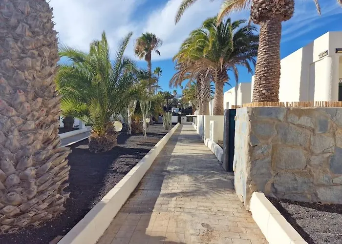 Rockbeach Vakantiehuis Costa Teguise