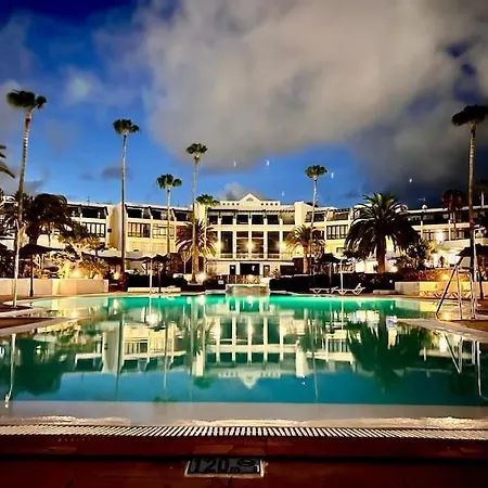 Rockbeach Nyaraló Costa Teguise